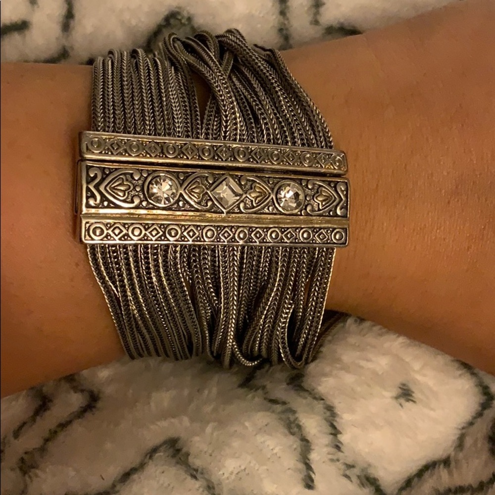 Metal bracelet